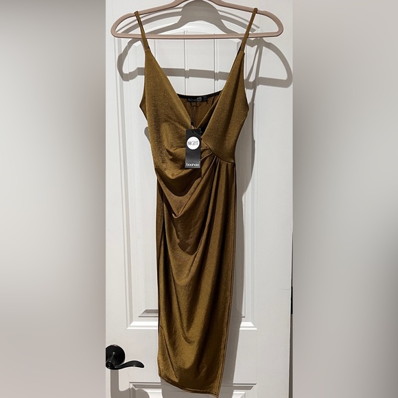 NWT. “Boohoo Night Sasha Textured Slinky Draped MIDI Dress Chartreuse” US Size 4 - Picture 4 of 8